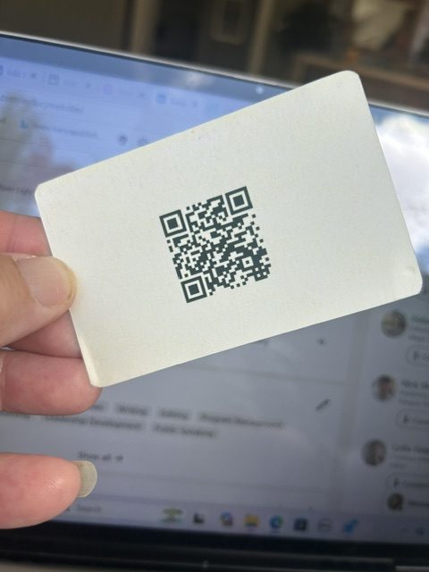 Services lucy qr code